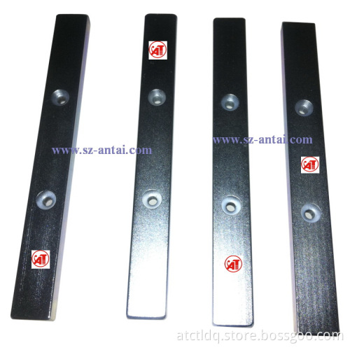 Strip Magnet with Hole